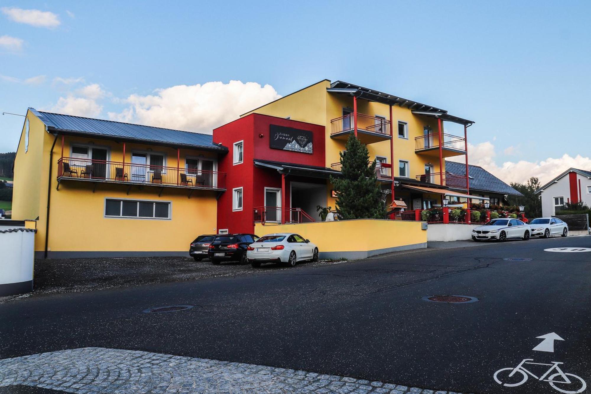 Zirben Diamant Rooms & Dogs Obdach Exterior photo
